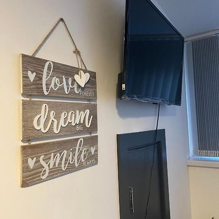 Elegant Studio1 Netflix Bathroom Close To Beach Swansea Extérieur photo